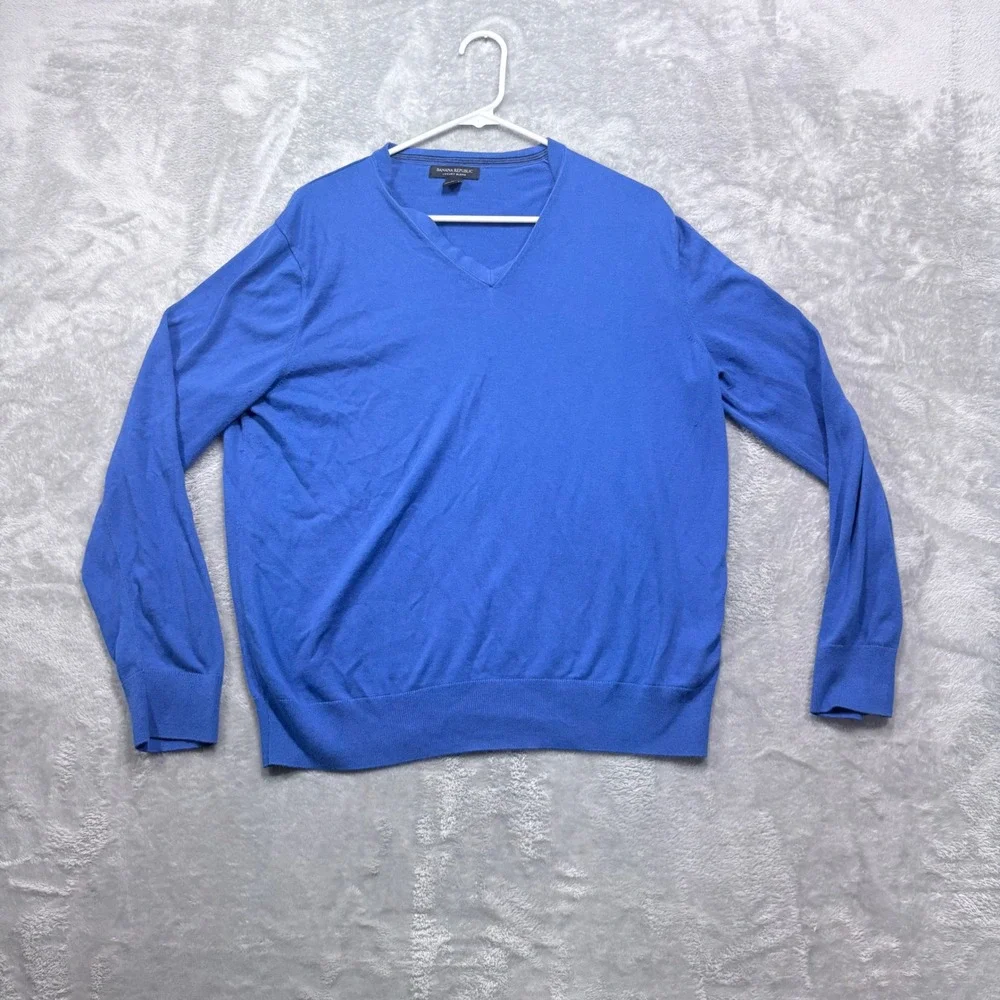 Banana Republic V-Neck Sweater Mens XL Blue Luxury Blend Silk Cotton Cashmere